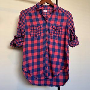 XS Hollister Pink & Navy Button Down Plaid